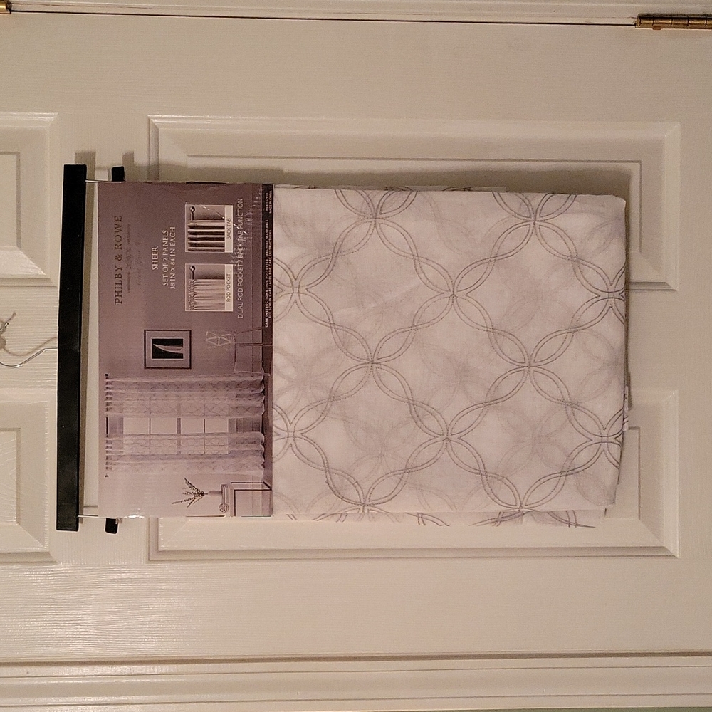 Philby & Rowe Set of 2 Sheer Panel 38X84 Cream & Gray NWT - Picture 3 of 7
